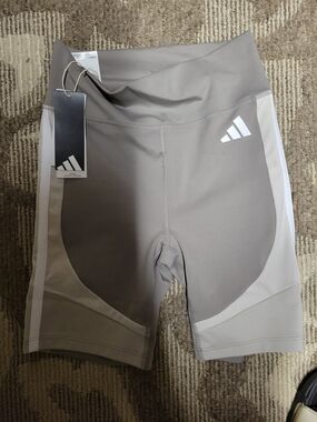adidas Women’s Light Gray Bike Shorts with White Accents